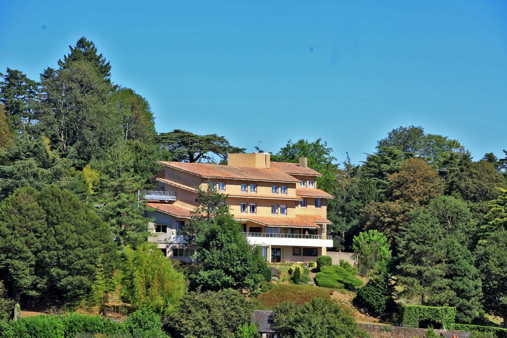 Hotel Auberge de la Bruyere Pouzauges Buitenkant foto